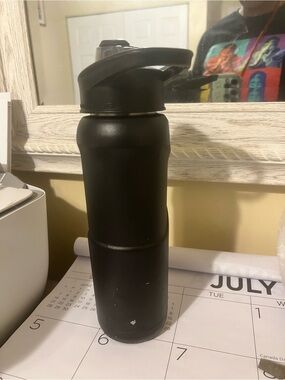 Under Armour Black Stainless-Look Sports Water Bottle